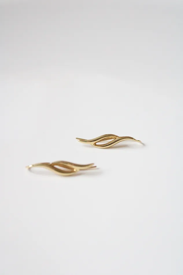 14K Yellow Gold Wave Ear Climber Earrings Jubilee Thrift Earrings