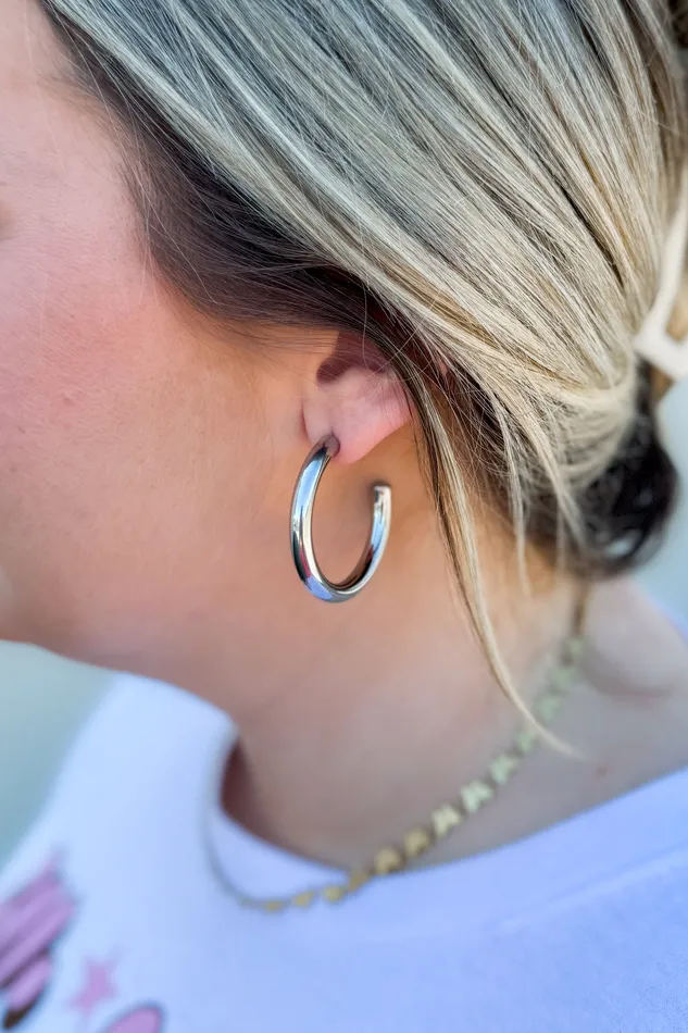 Alex Carol Jewelry 40mm Vicky Hollow Hoops Silver Necklaces