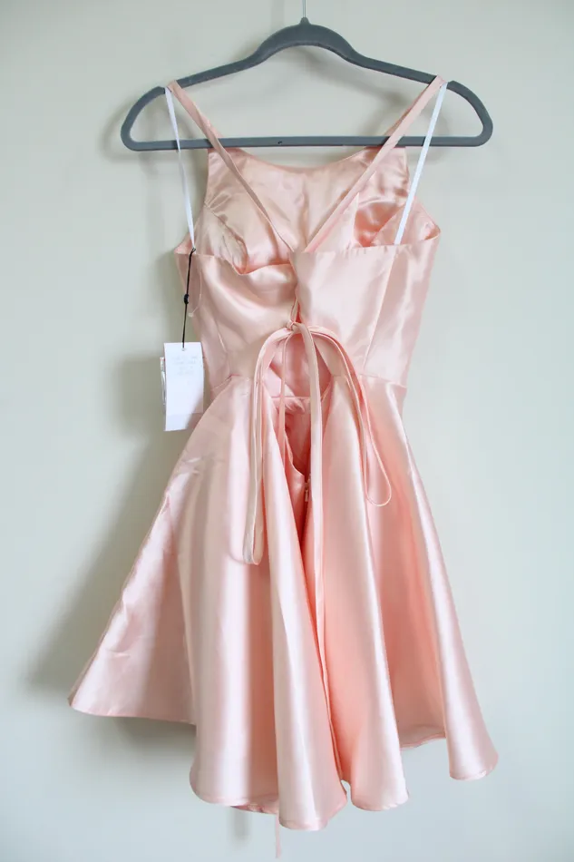 Alyce Earrings NEW Aylce Paris Shell Peach Pink Taffeta Dress 8