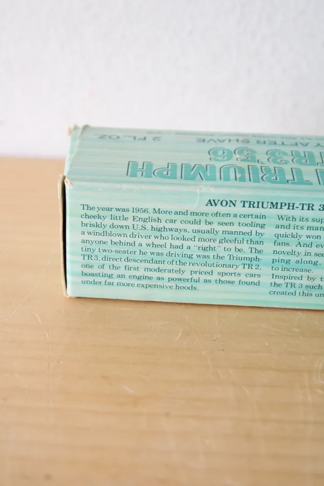 Avon Triumph TR356 Wild Country After Shave Avon Earrings