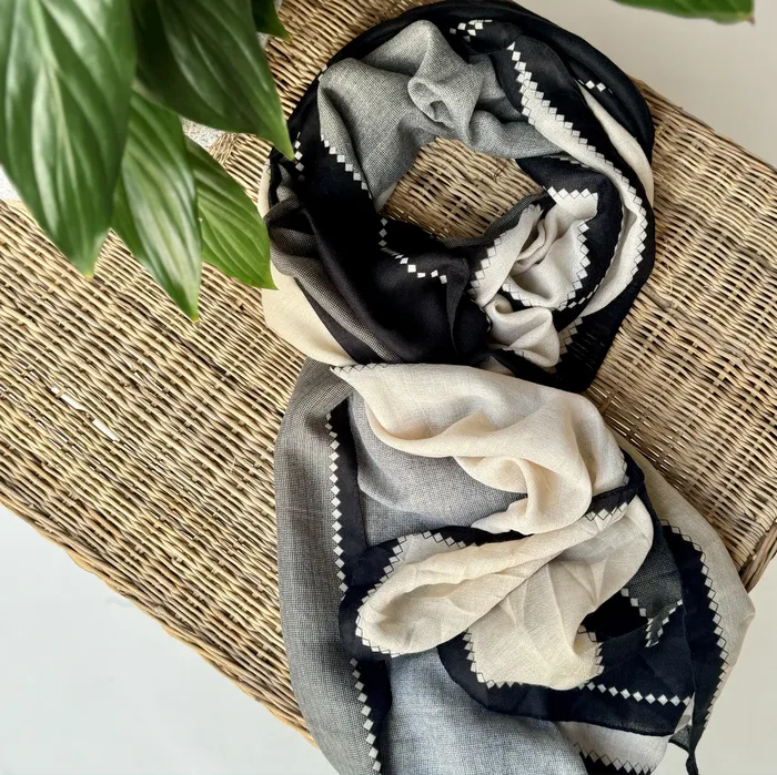 Beige Grey and Black Modern Scarf ISZI Necklaces