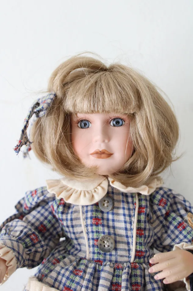 Boyds Bears Boyds Bears Yesterdays Child Collection Leah Windy Porcelain Doll Earrings