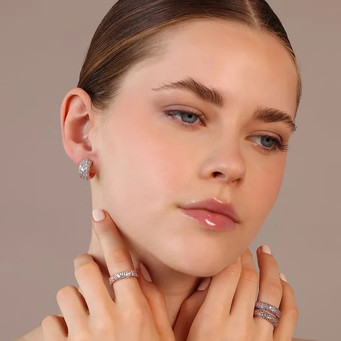 Bronzallure Earrings Orecchini a Cerchio in Pav di Cubic Zirconia