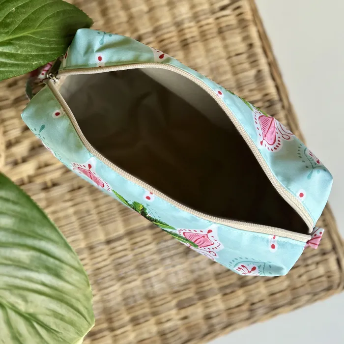 Earrings Leo Toiletry Bag NATURAL SELECTION