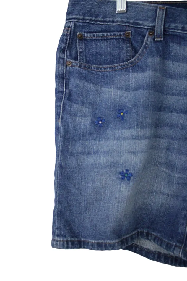 Earrings Levis Levi Strauss Embroidered Shorts 33 Waist 12