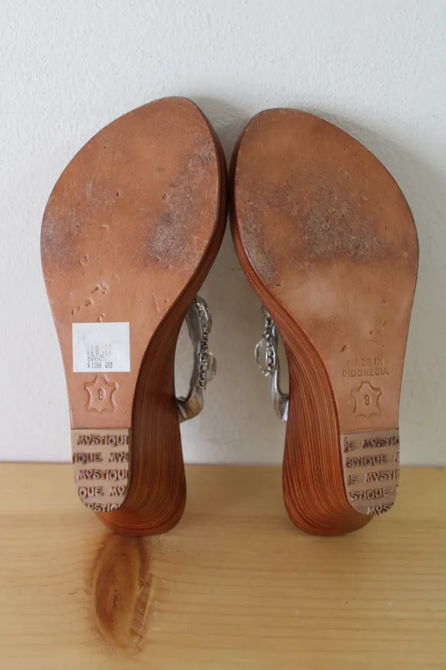 Earrings Mystique Boutique Embellished Jewels Wedge Sandals Flip Flops Size 9 Mystic
