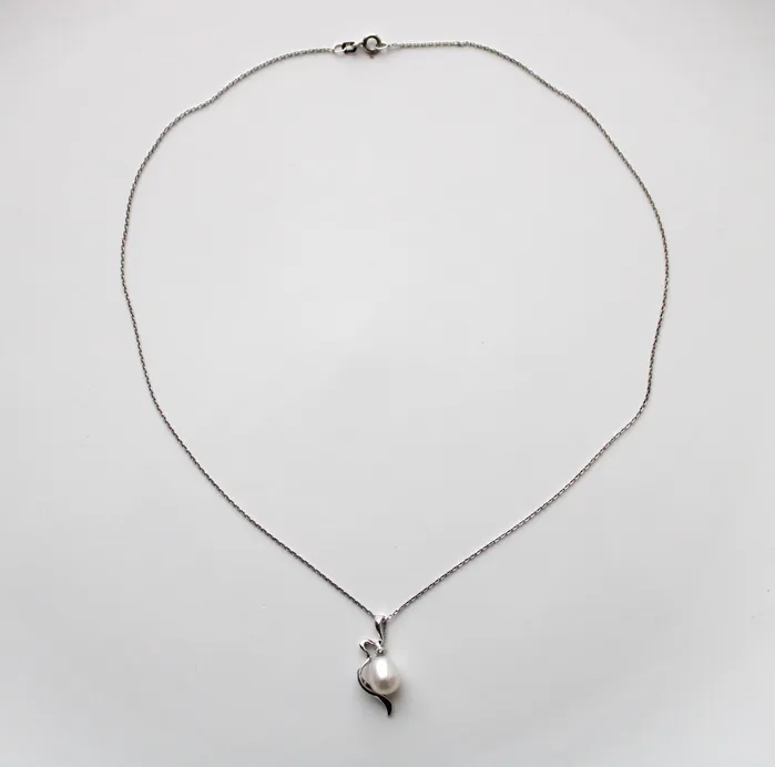 Genuine Pearl Sterling Silver Pendant Necklace Jubilee Thrift Necklaces