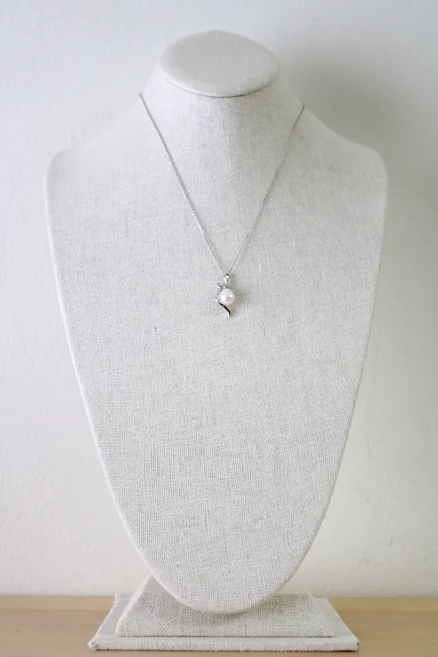 Genuine Pearl Sterling Silver Pendant Necklace Jubilee Thrift Necklaces