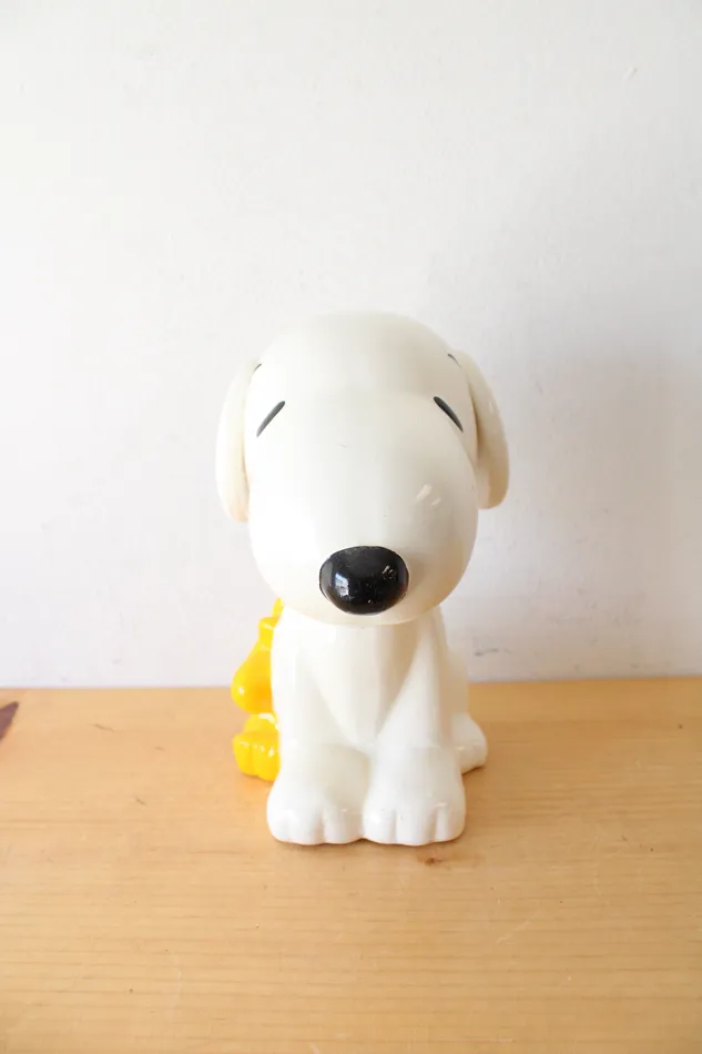 Jubilee Thrift Peanuts Snoopy Ceramic Coin Bank Earrings