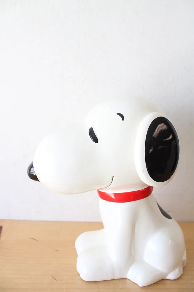 Jubilee Thrift Peanuts Snoopy Ceramic Coin Bank Earrings