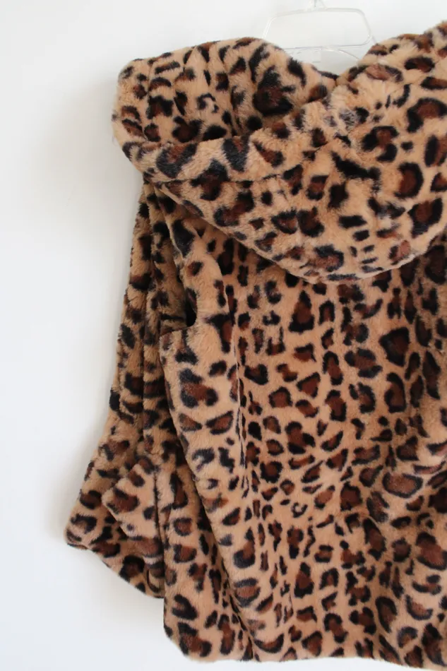 Love Tree Leopard Print Faux Fur Vest S Love Tree Necklaces
