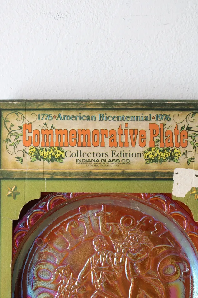 Necklaces Jubilee Thrift American Bicentennial Spirit of 76 Commemorative Gold Carnival Glass Plate Necklaces Jubilee Thrift American Bicentennial Spirit of 76 Commemorative Gold Carnival Glass Plate