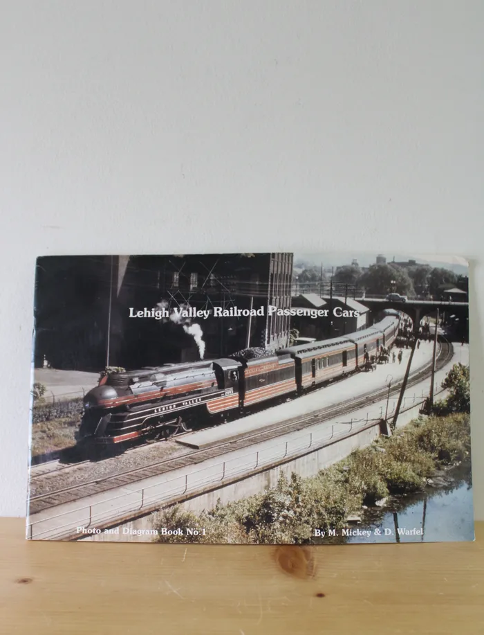 Necklaces Jubilee Thrift Lehigh Valley Railroad Passenger Cars By M Mickey and D Warfel Necklaces Jubilee Thrift Lehigh Valley Railroad Passenger Cars By M Mickey and D Warfel
