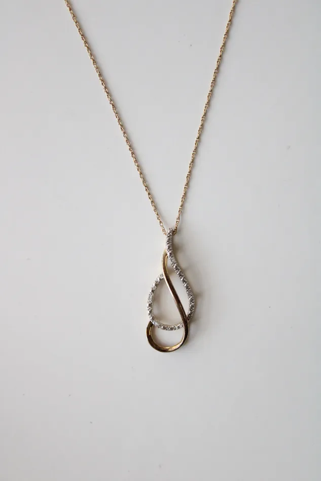 Necklaces Jubilee Thrift Teardrop Pendant Gold Tone 925 Necklace