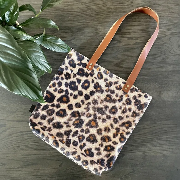 Necklaces Leather and Fabric Tote Bags HJT
