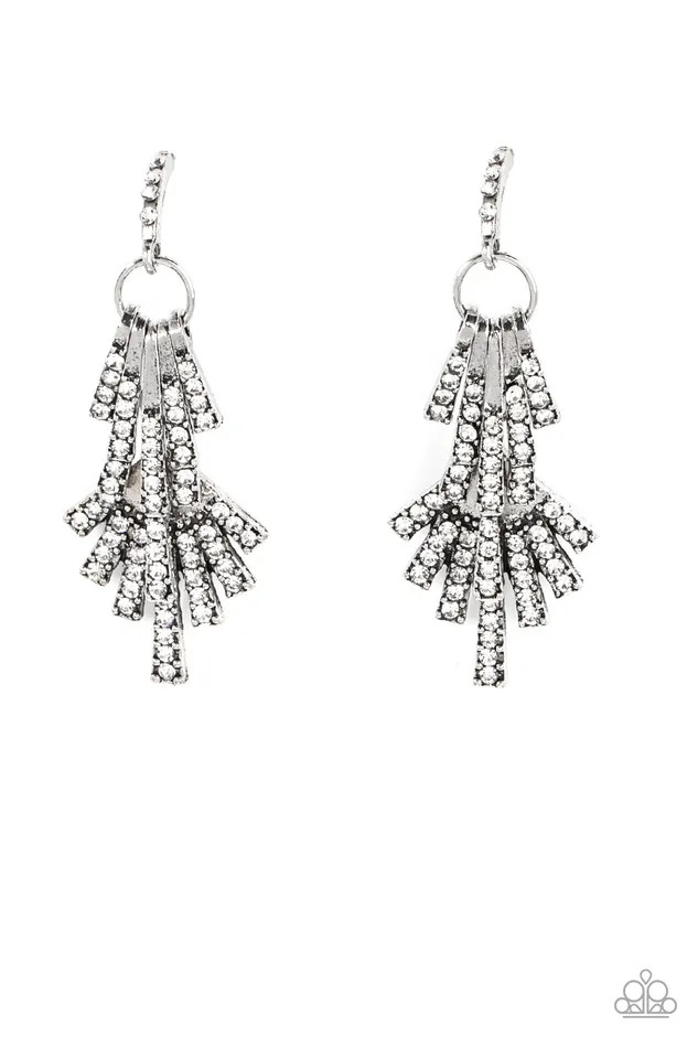 Necklaces Paparazzi Accessories Fan of Glam White