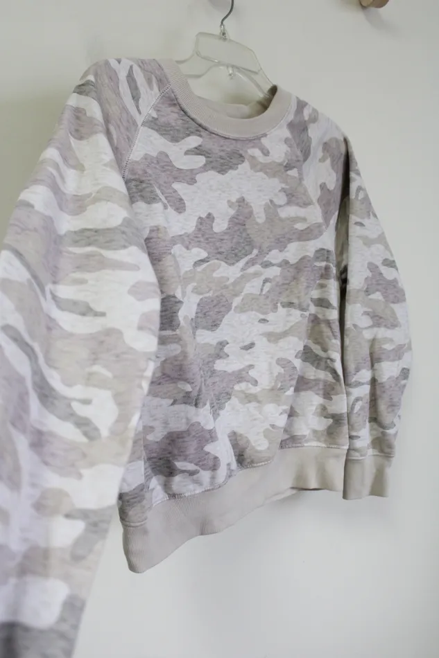 Old Navy Earrings Old Navy Neutral Camo Print Sweatshirt S