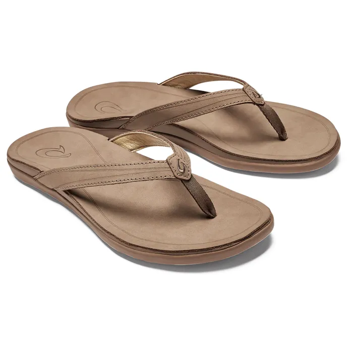 OLUKAI OluKai Womens Aukai Sandals Tan on Tan Earrings