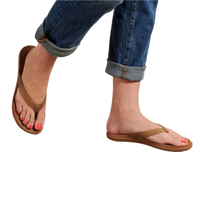 OLUKAI OluKai Womens Aukai Sandals Tan on Tan Earrings