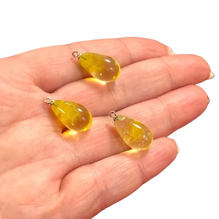 Peppy Beads Earrings Hand Made Murano Glass Drop Charm With 24Kt Gold Plated Pin Peppy Beads Earrings Hand Made Murano Glass Drop Charm With 24Kt Gold Plated Pin