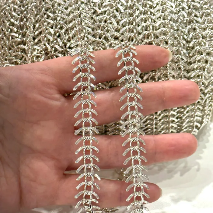 Peppy Beads Necklaces Silver Plated 13x7mm Chevron Chain