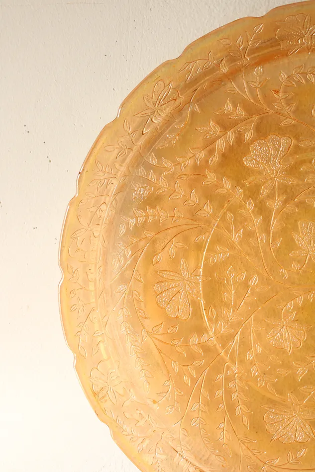 PreStyled Sets Jeanette Jeanette Glass Iridescent Flora Gold Louisa Glass Platter 135