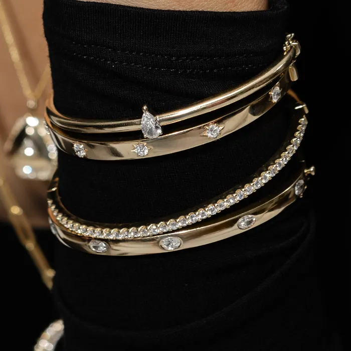 RACHEL LYNN CHICAGO Bracelets Yellow Gold Full Cut Oval Diamond Hinge Bracelet