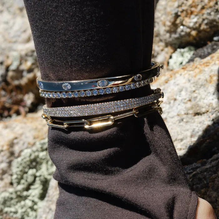 RACHEL LYNN CHICAGO Bracelets Yellow Gold Full Cut Oval Diamond Hinge Bracelet