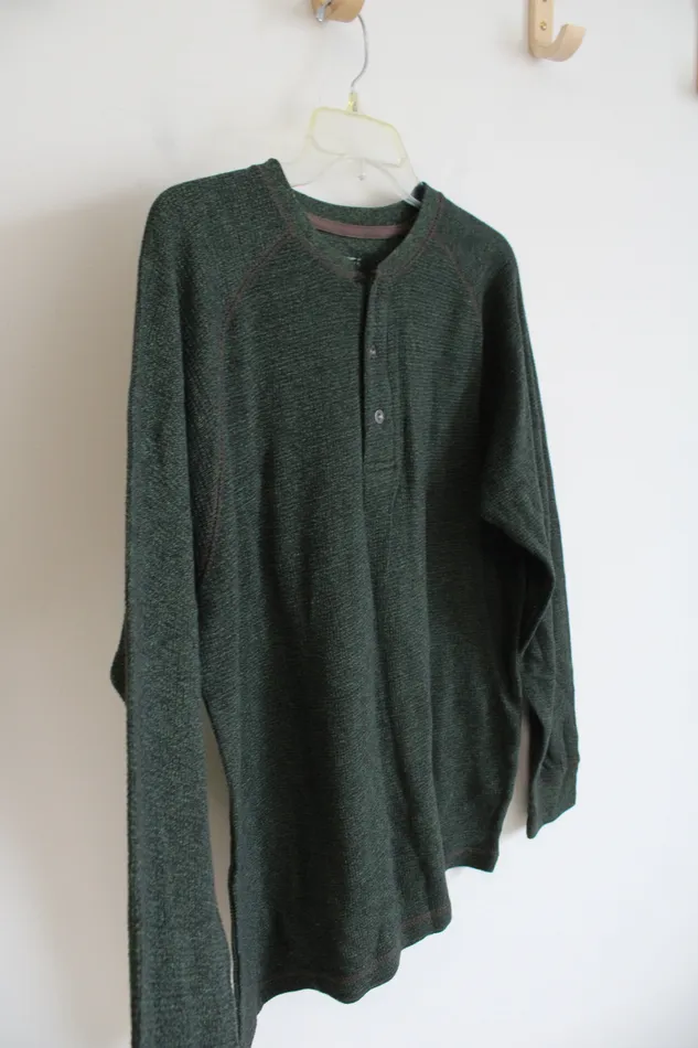 RedHead Earrings RedHead Green Long Sleeved Henley Shirt M