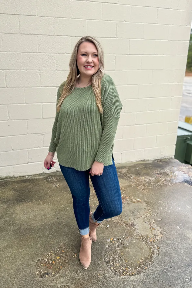 Steady Heart Ribbed Top Green BE Stage Necklaces